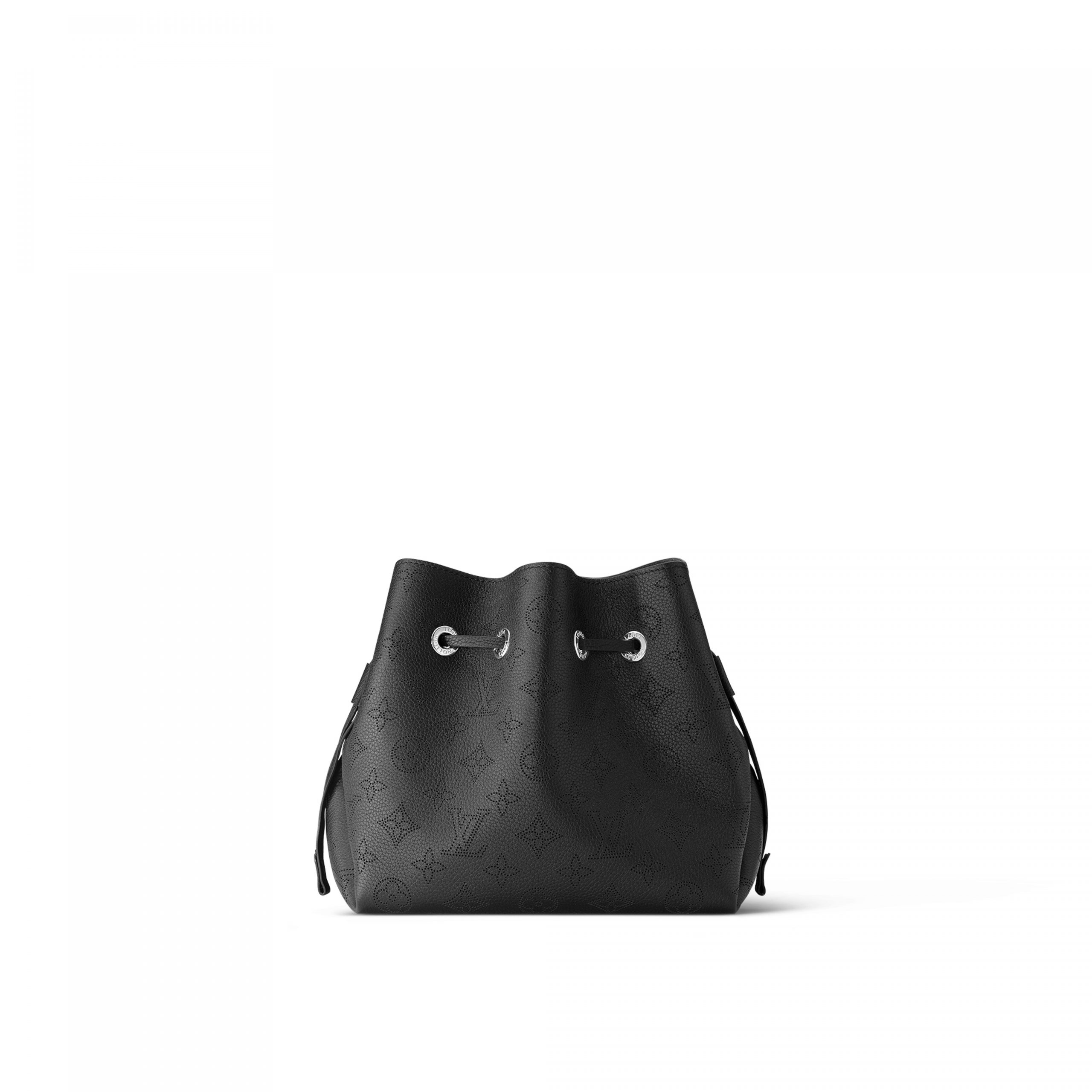 louis-vuitton-bella-M57070_PM1_Back_20view-scaled-2.jpg