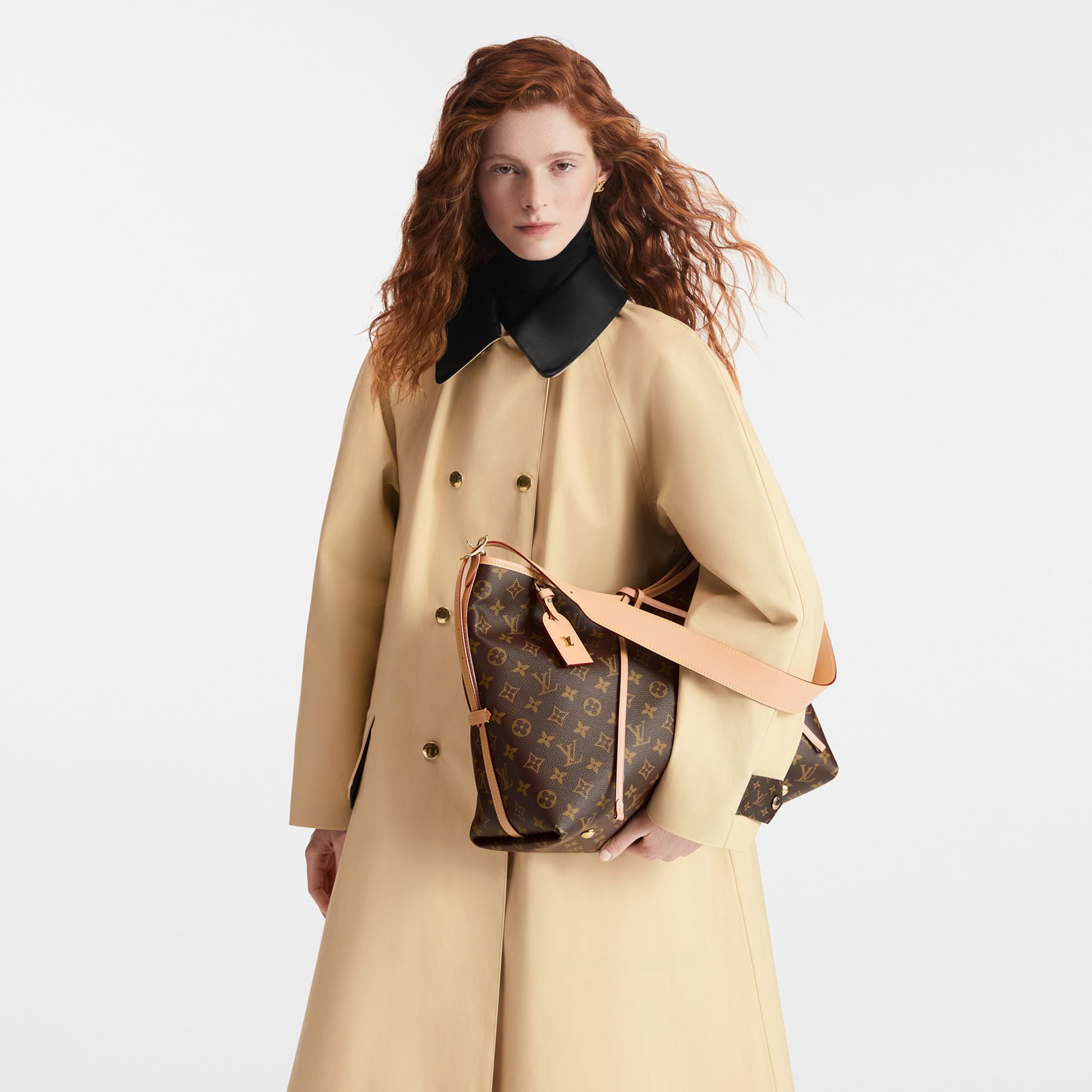louis-vuitton-carryall-mm-monogram-handbags-M46197_PM1_Worn_20view-scaled-1.jpg
