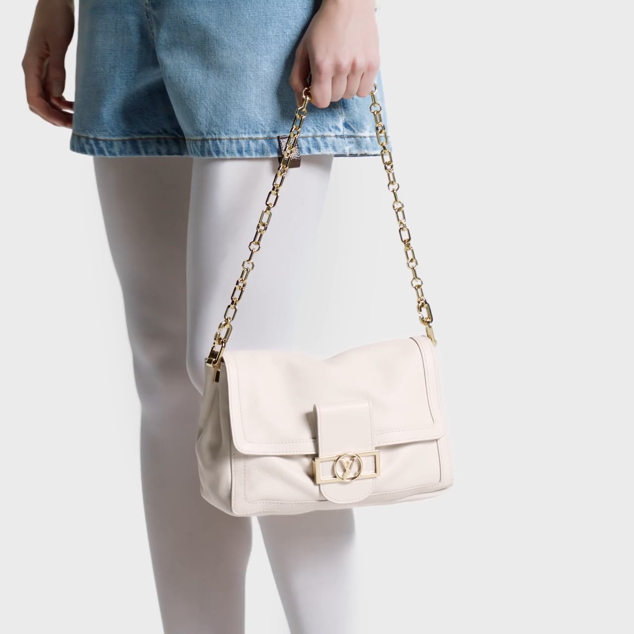 louis-vuitton-dauphine-soft-mm-h27-handbags-M25050_PM1_2-1.jpg
