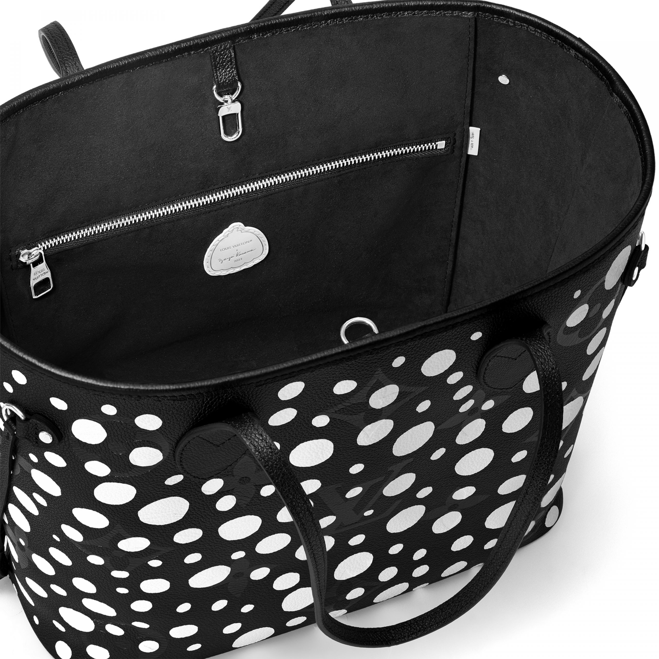louis-vuitton-lv-x-yk-neverfull-mm-monogram-empreinte-leather-handbags-M46390_PM1_Interior2_20view-scaled-1.jpg