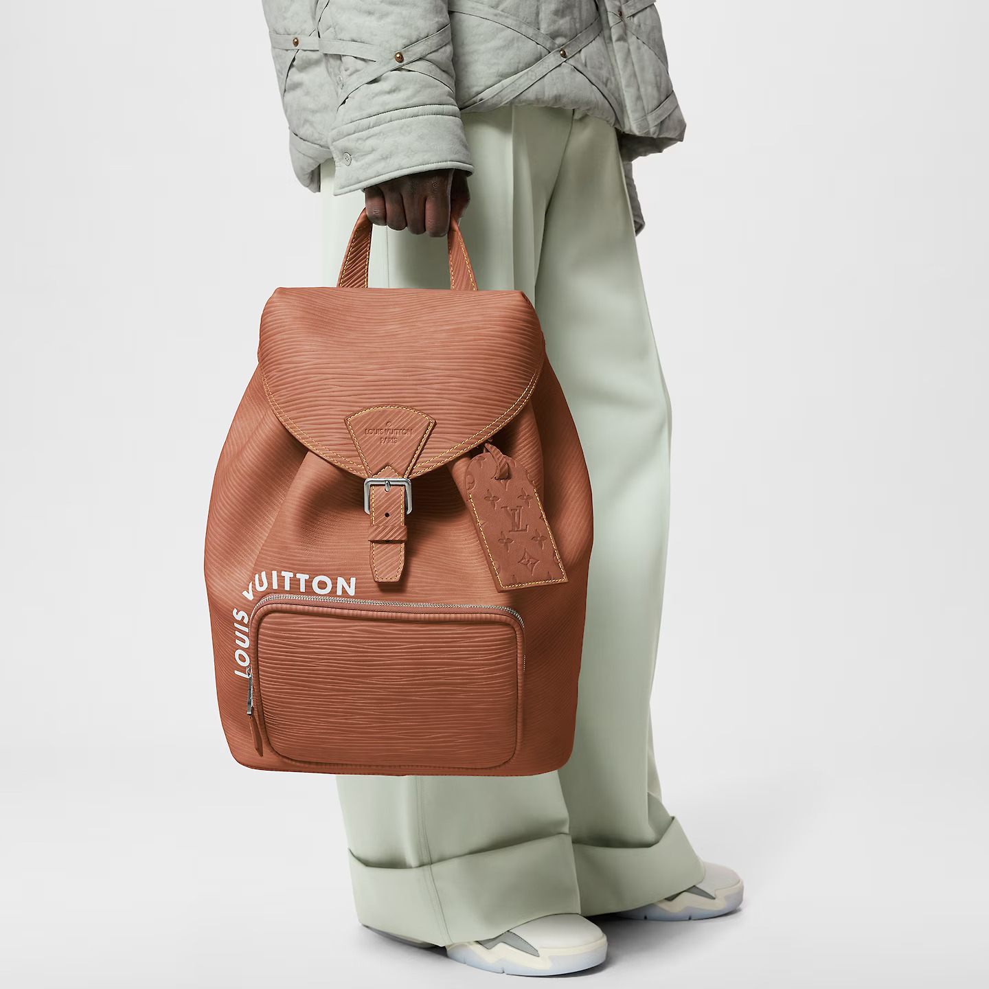 louis-vuitton-montsouris-backpack-a05-bags-M23099_PM1_Cropped-worn-view.jpg