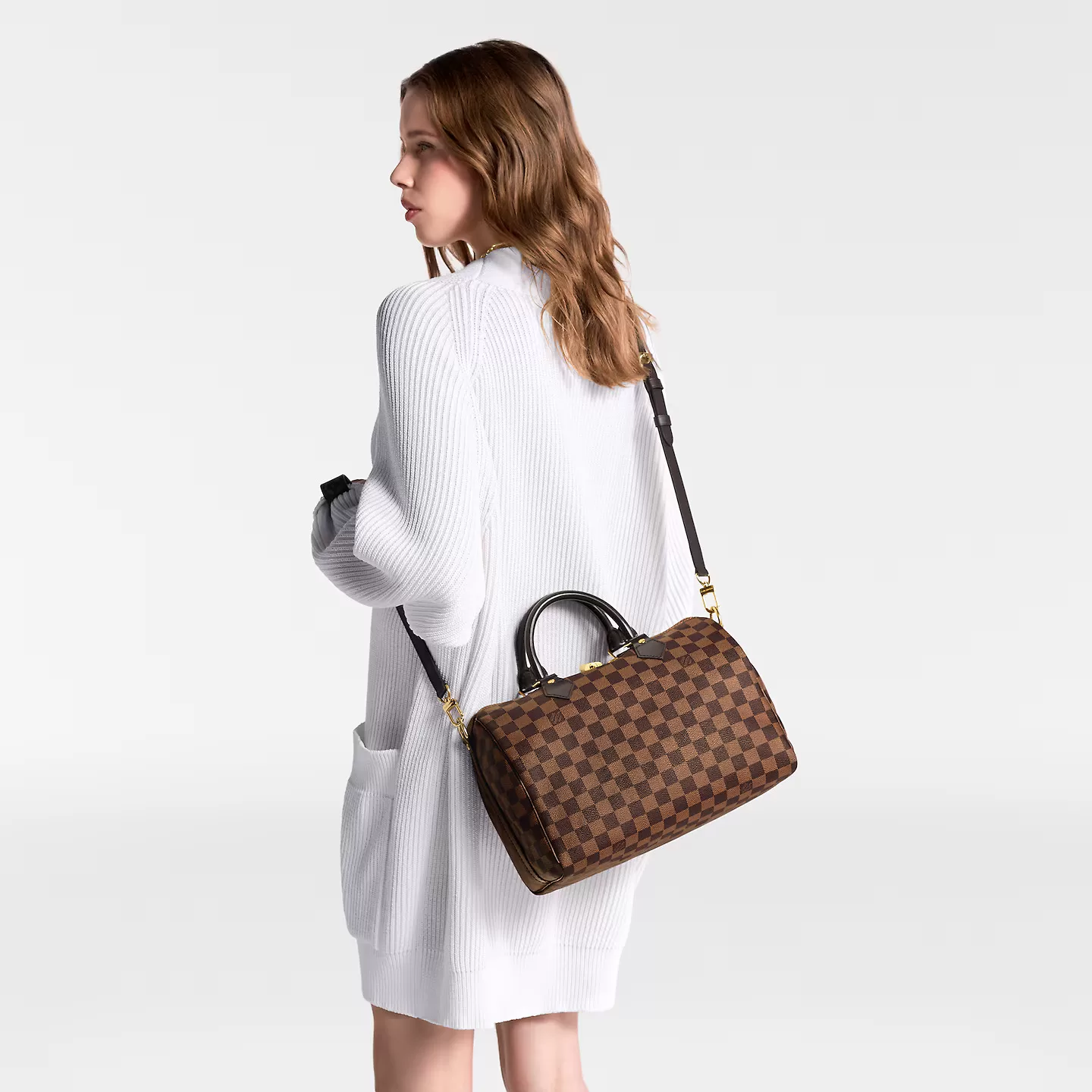 louis-vuitton-speedy-bandouliere-30-N40590_PM1_Cropped-worn-view-jpg.webp