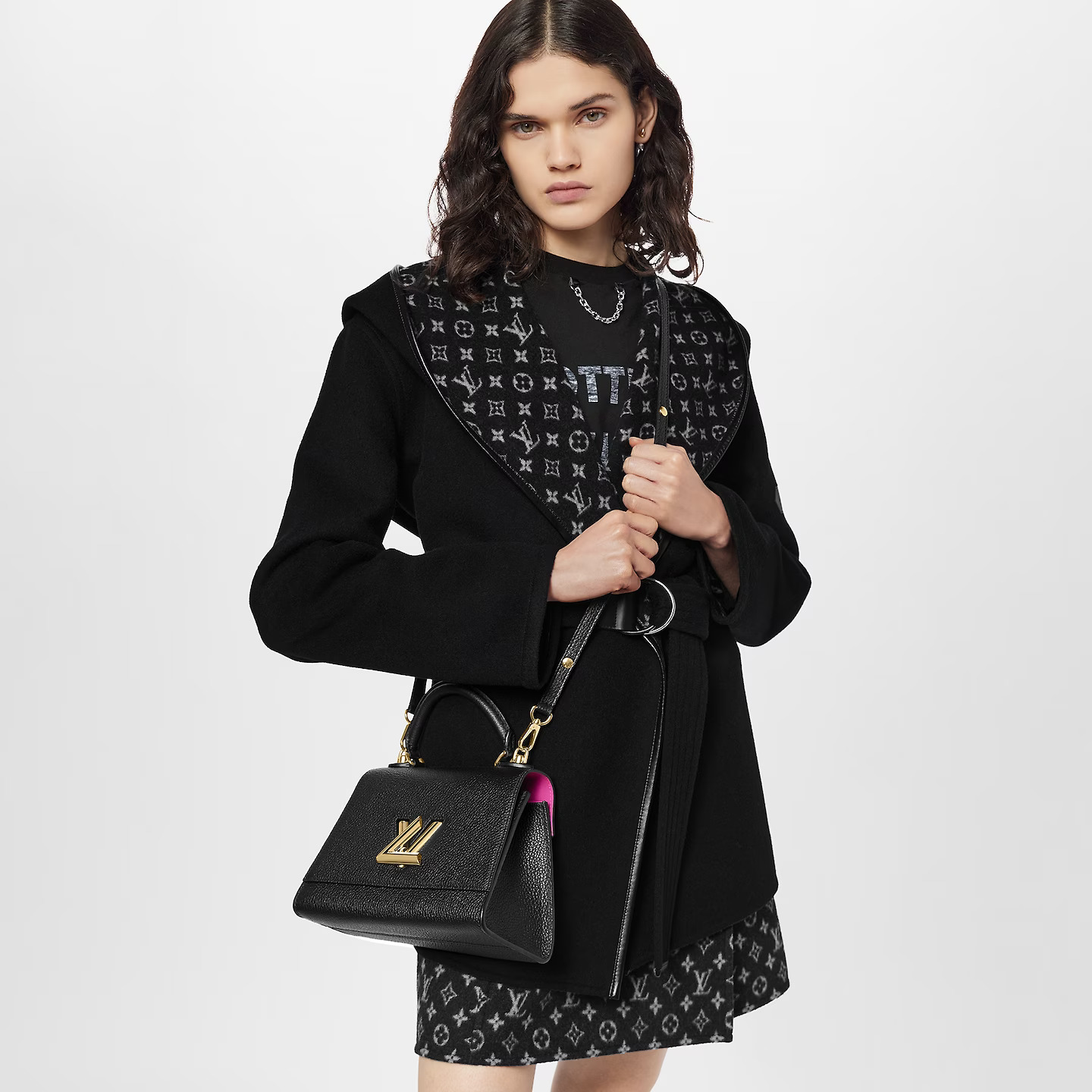 louis-vuitton-twist-one-handle-pm-taurillon-leather-handbags-M57093_PM1_Worn-view.jpg