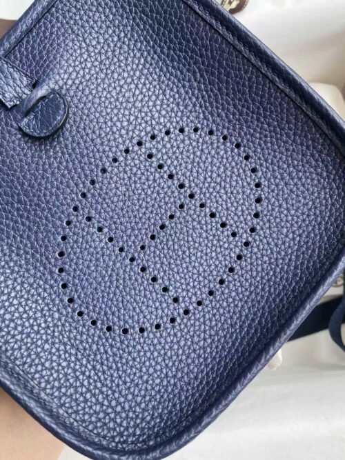 Hermès Evelyne TPM Dark blue 17cm Clemence Gold Hardware