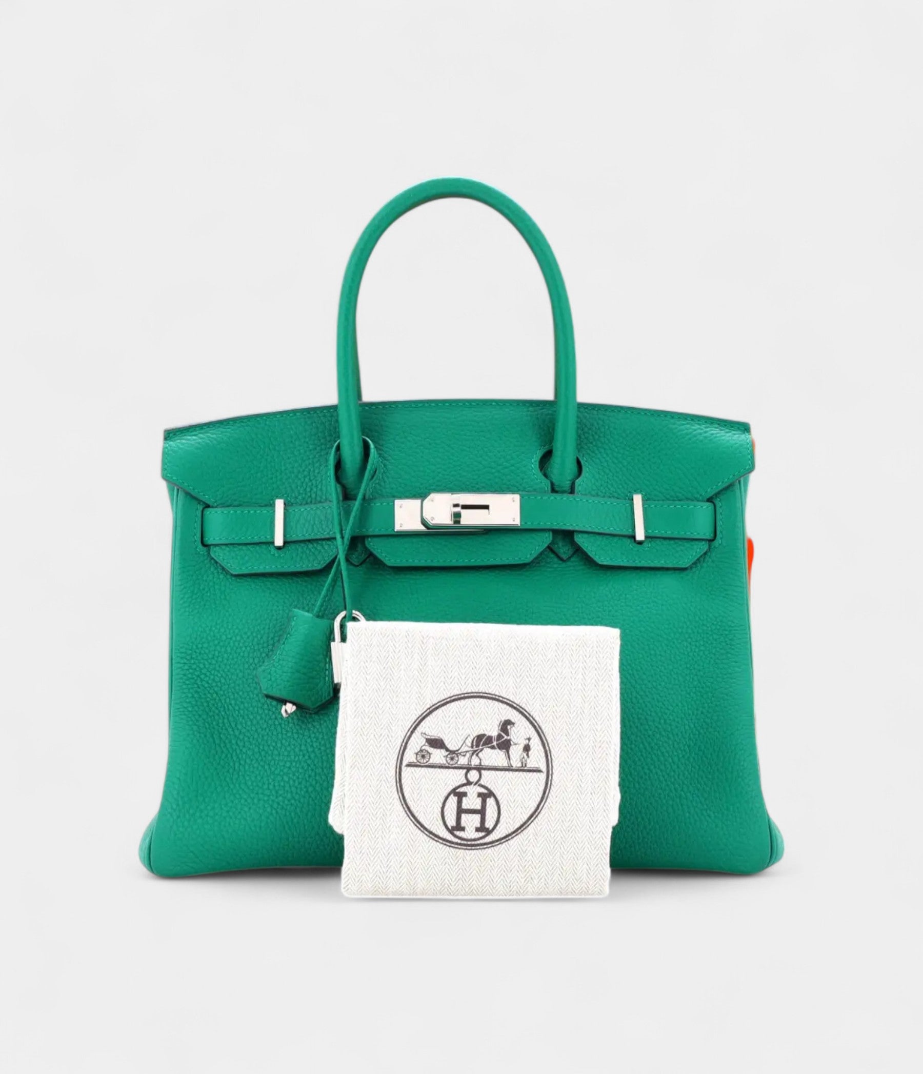 Hermès Birkin 30 Leather Handbag Timeless Elegance in Every Stitch