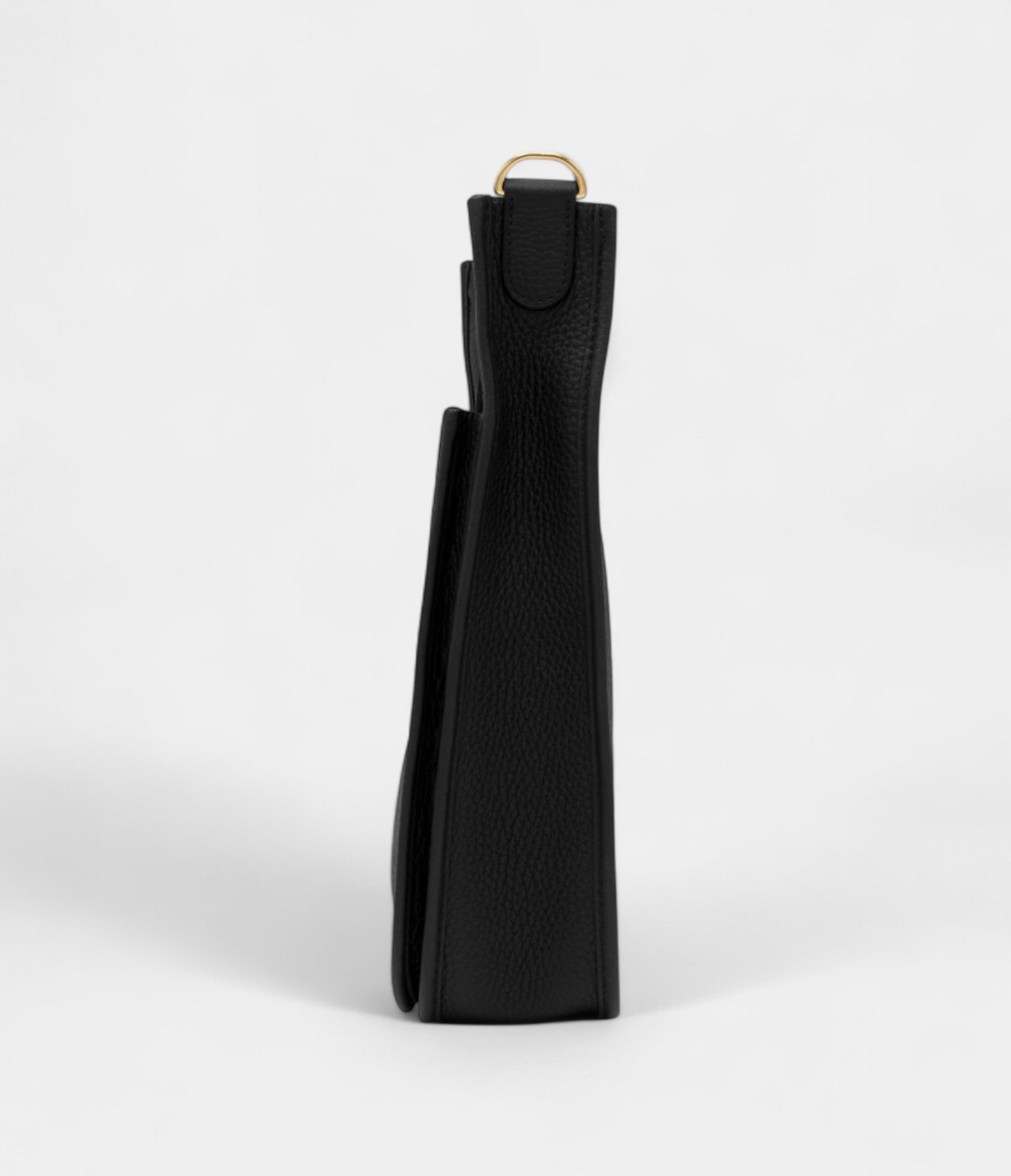 HermesBlackClemenceEvelyneIII29GoldHardware_2.jpg Hermès Black Clemence Evelyne III 29 Gold Hardware