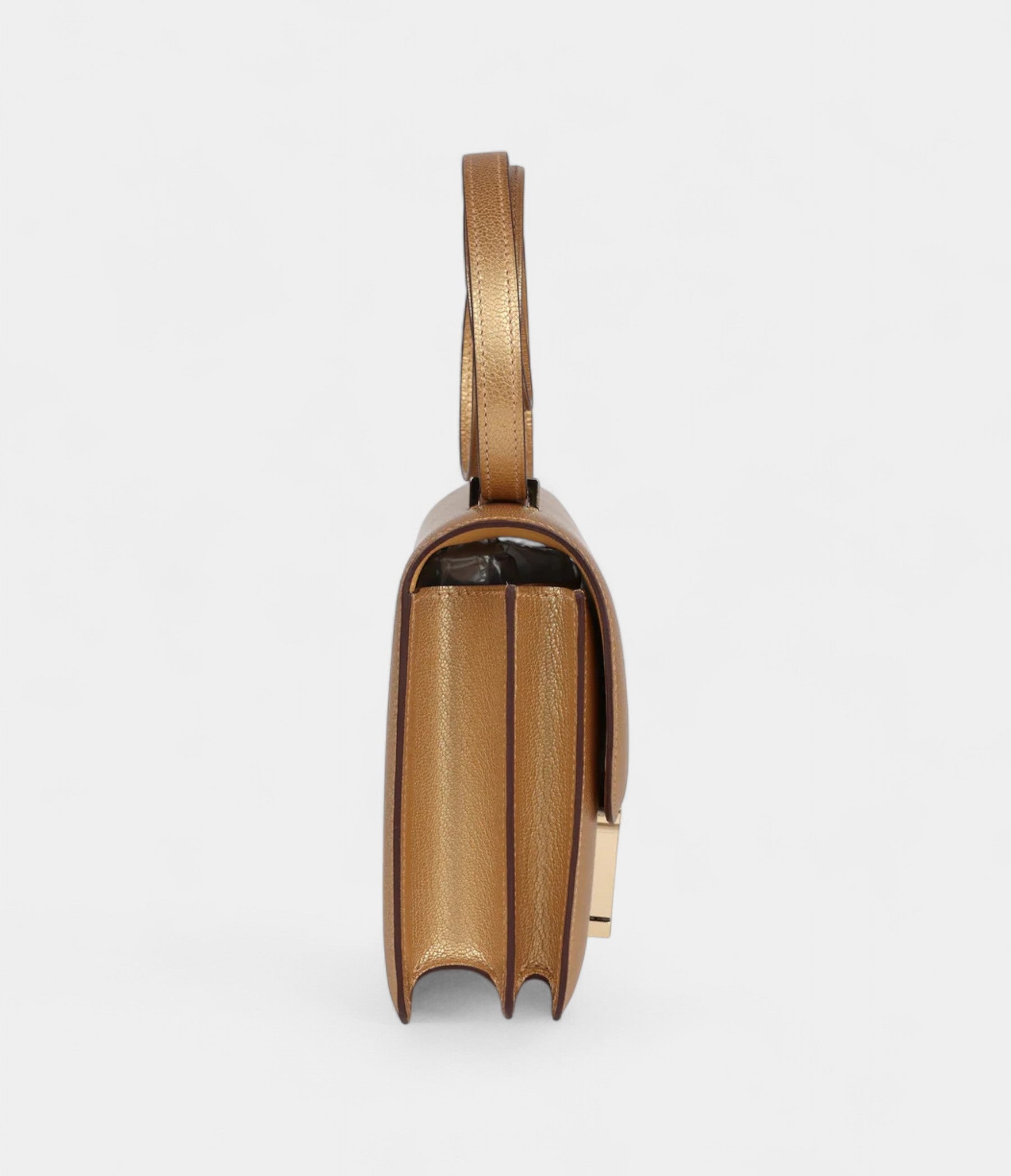 HermesConstance18DoreChevreChamkilightPermabrassHardware_4_483f49f0-8e78-4df3-86b1-0befff8cec55.jpg Hermès Constance 18 Dore Chevre Chamkilight Permabrass Hardware