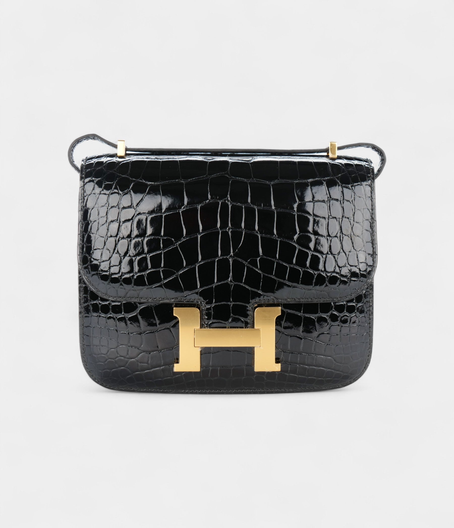 Hermès Constance 18 Noir / Black Alligator Gold Hardware