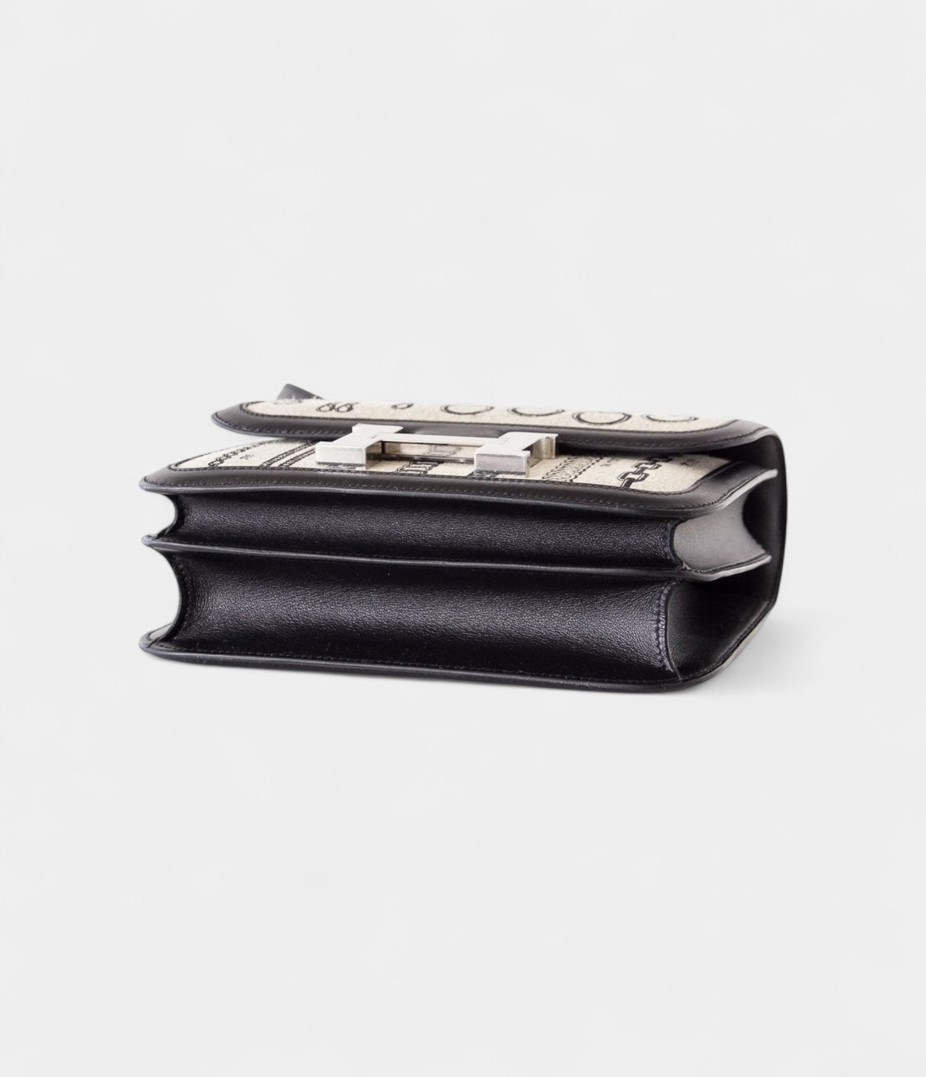 Hermès Constance 24 Limited Edition Dechainee Bag
