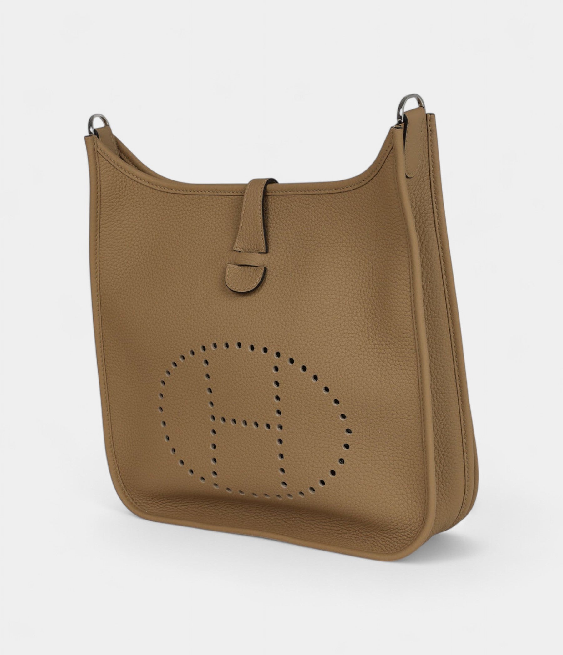 Hermès Evelyne III PM Dust Clemence Palladium Hardware