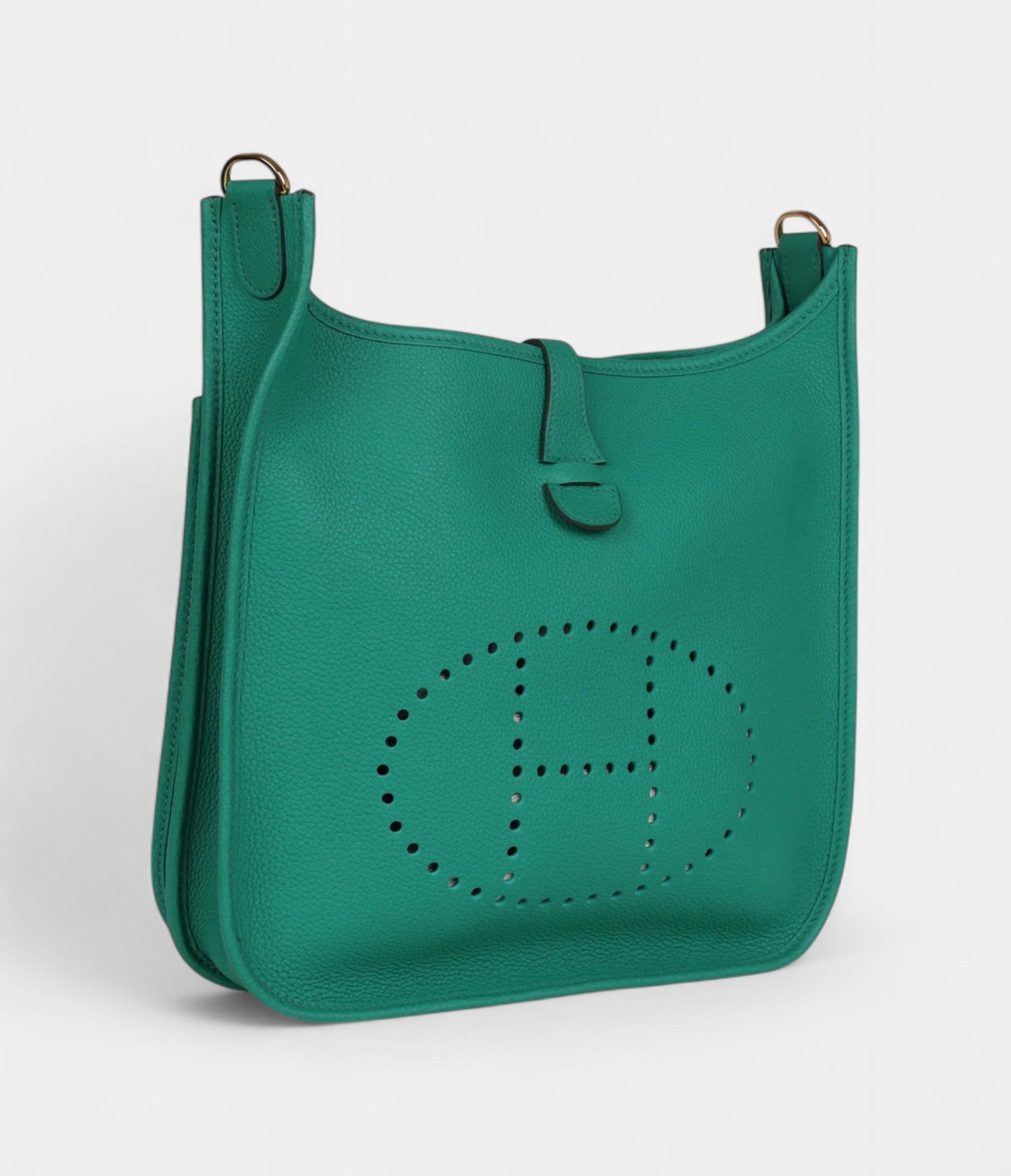 HermesEvelyneIIIPMVertJadeClemenceGoldHardware_5.jpg Hermès Evelyne III PM Vert Jade Clemence Gold Hardware
