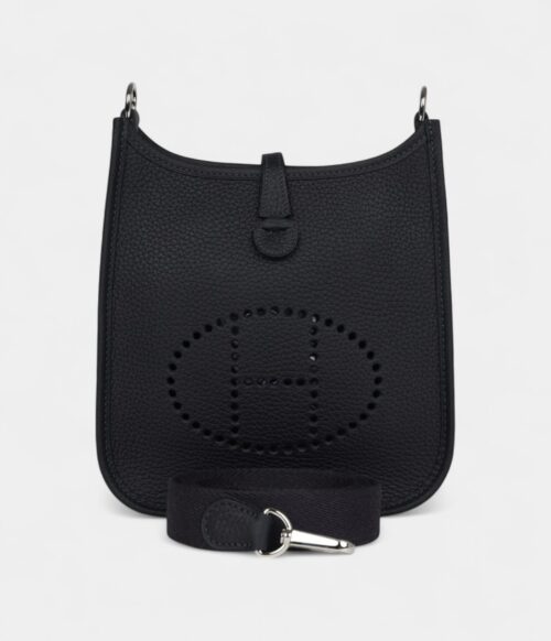 Hermès Evelyne TPM Caban Clemence Palladium Hardware