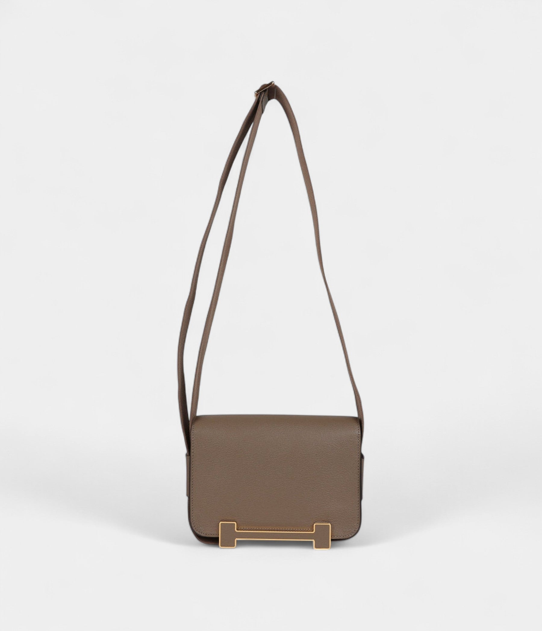 HermesGetaEtoupeChevreMysoreGoldHardware_6.jpg Hermès Geta Etoupe Chevre Mysore Gold Hardware