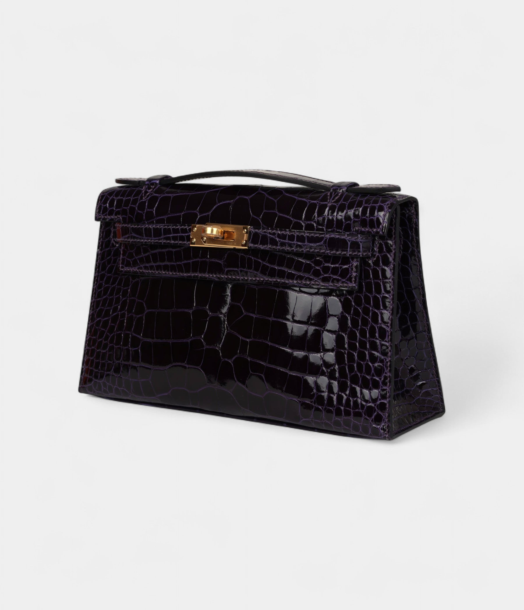 HermesKellyPochetteAmethystShinyAlligatorGoldHardware_3.jpg Hermès Kelly Pochette Amethyst Shiny Alligator Gold Hardware
