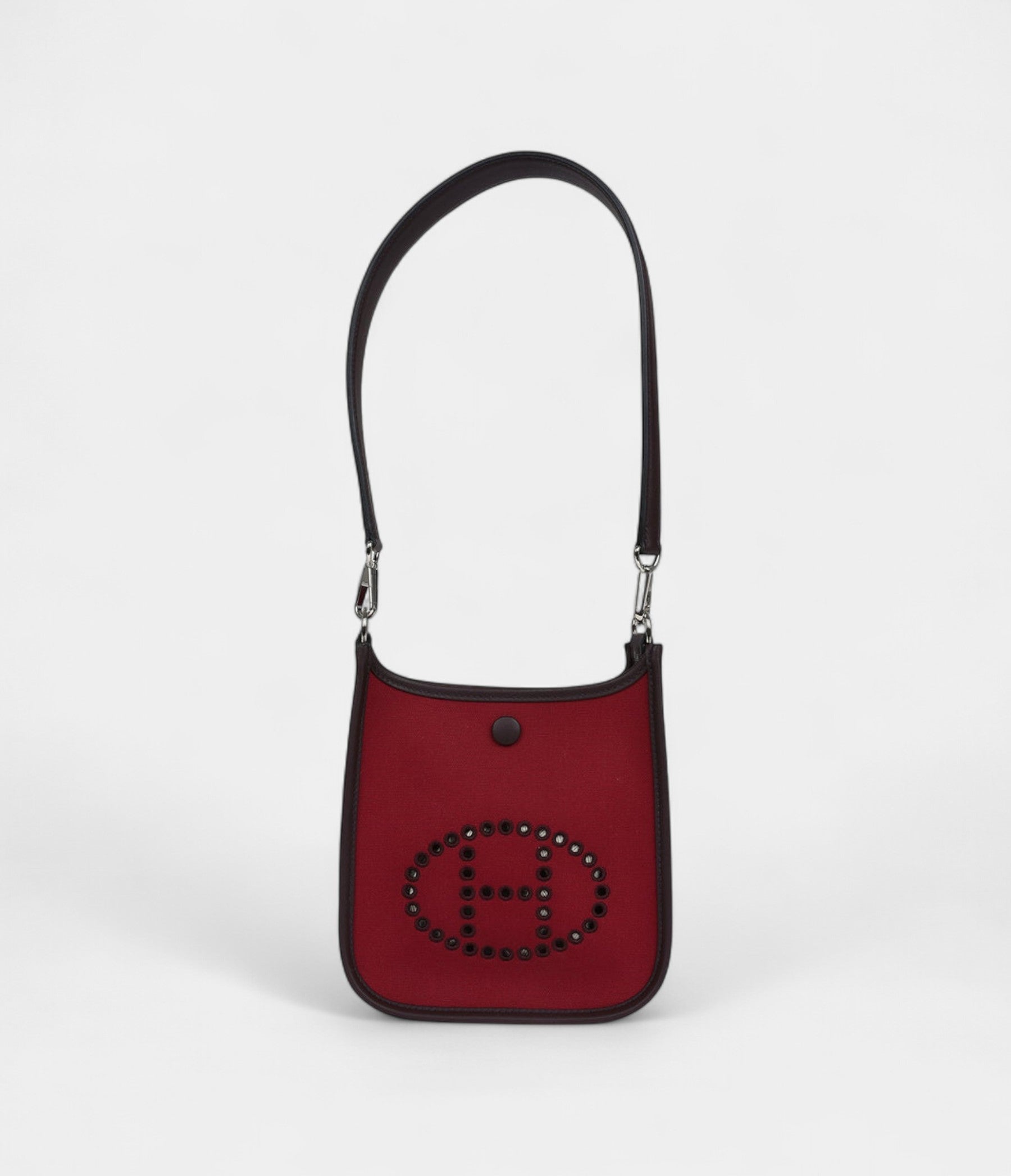 HermesNeoEvelyneTPMRubisOfficierCanvasandRougeSellierSwiftPalladiumHardware_7.jpg Hermès Neo Evelyne TPM Rubis Officier Canvas and Rouge Sellier Swift Palladium Hardware