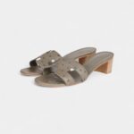 Hermès Oasis Sandals Gris Clair Ostrich