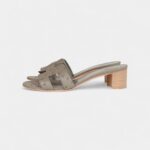 Hermès Oasis Sandals Gris Clair Ostrich