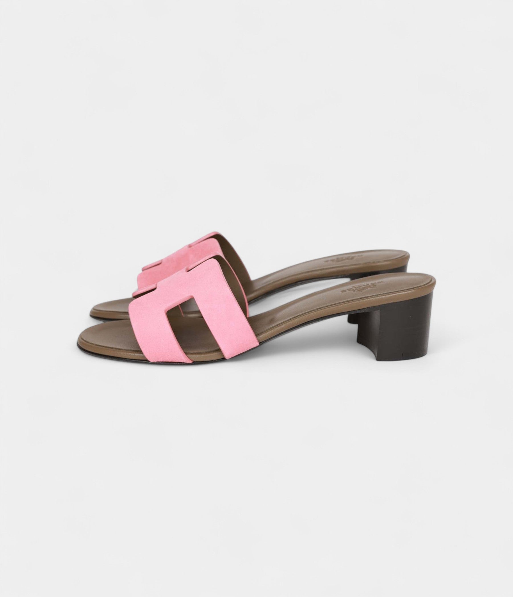 Hermès Oasis Sandals Rose Suede