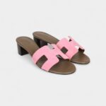 Hermès Oasis Sandals Rose Suede