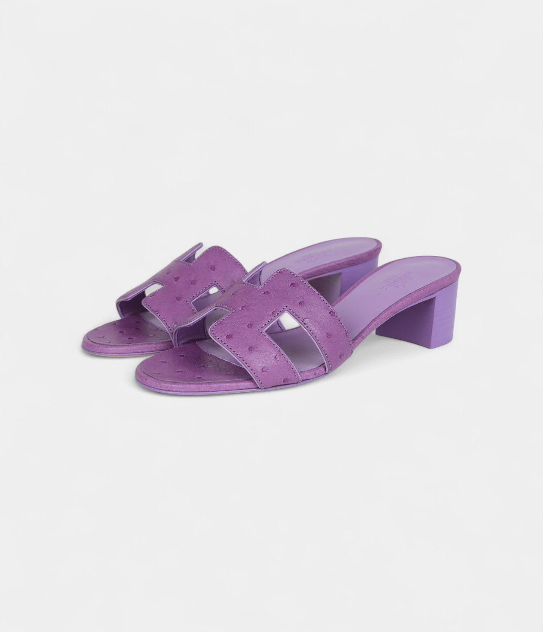 Hermès Oasis Sandals Violet Parma Ostrich