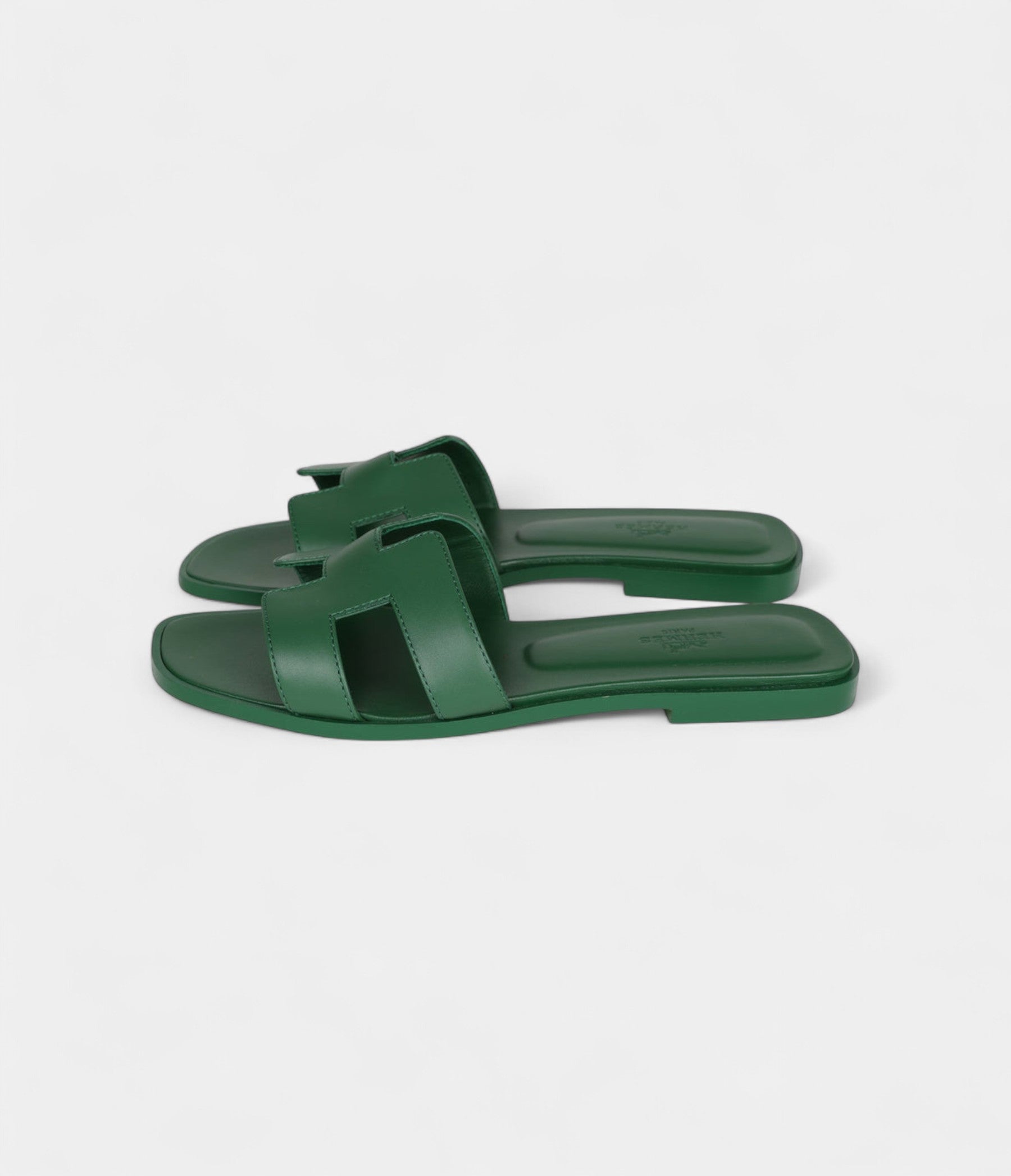 Hermès Oran Sandal Electric Green Calfskin