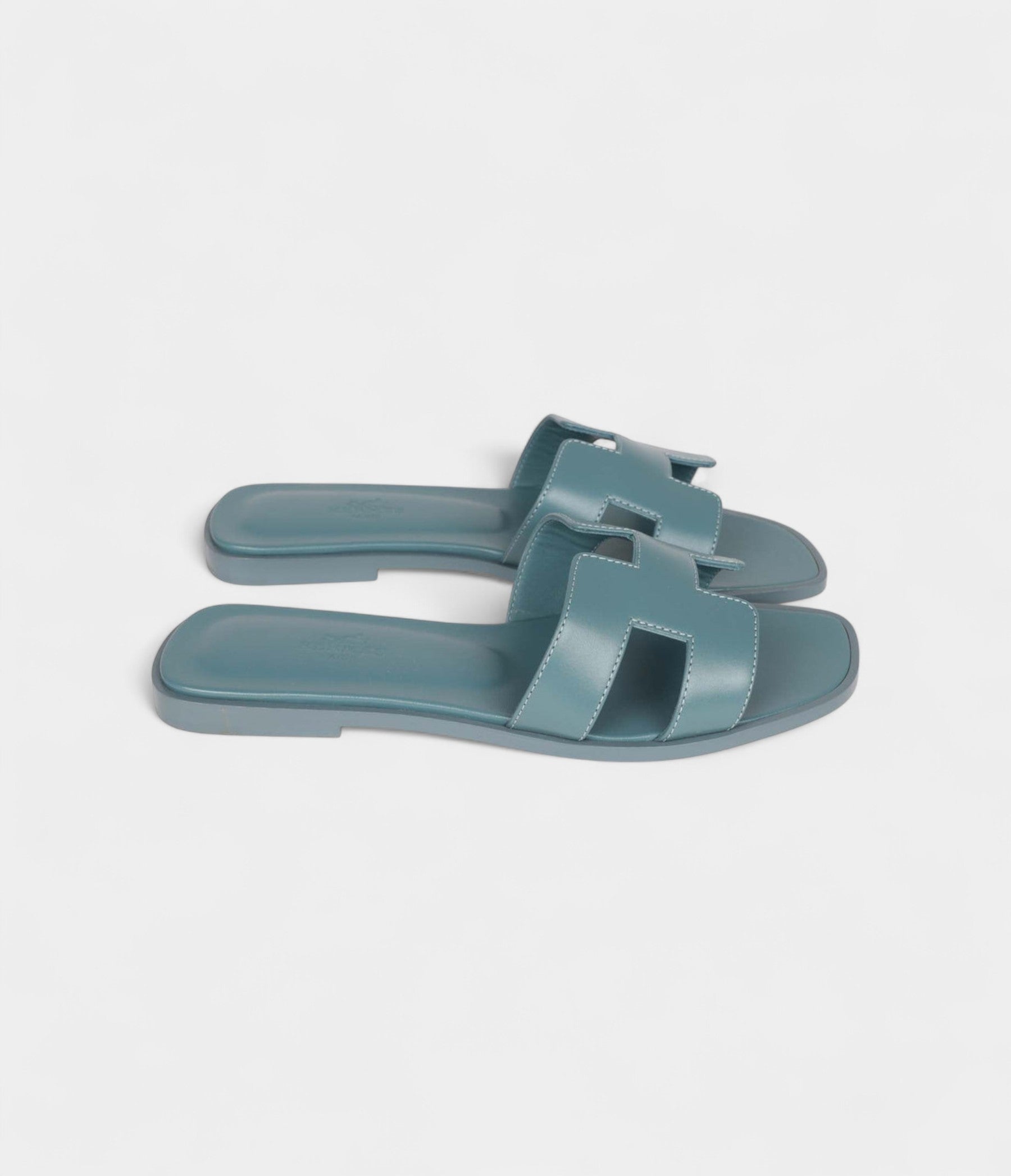 Hermès Oran Sandals Bleu Pinede Calfskin