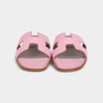 Hermès Oran Sandals Bubblegum Matte Alligator