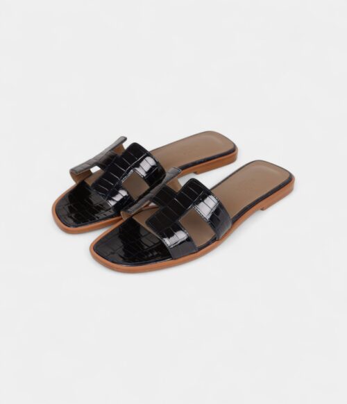 Hermès Oran Sandals Marine Shiny Alligator