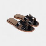 Hermès Oran Sandals Marine Shiny Alligator