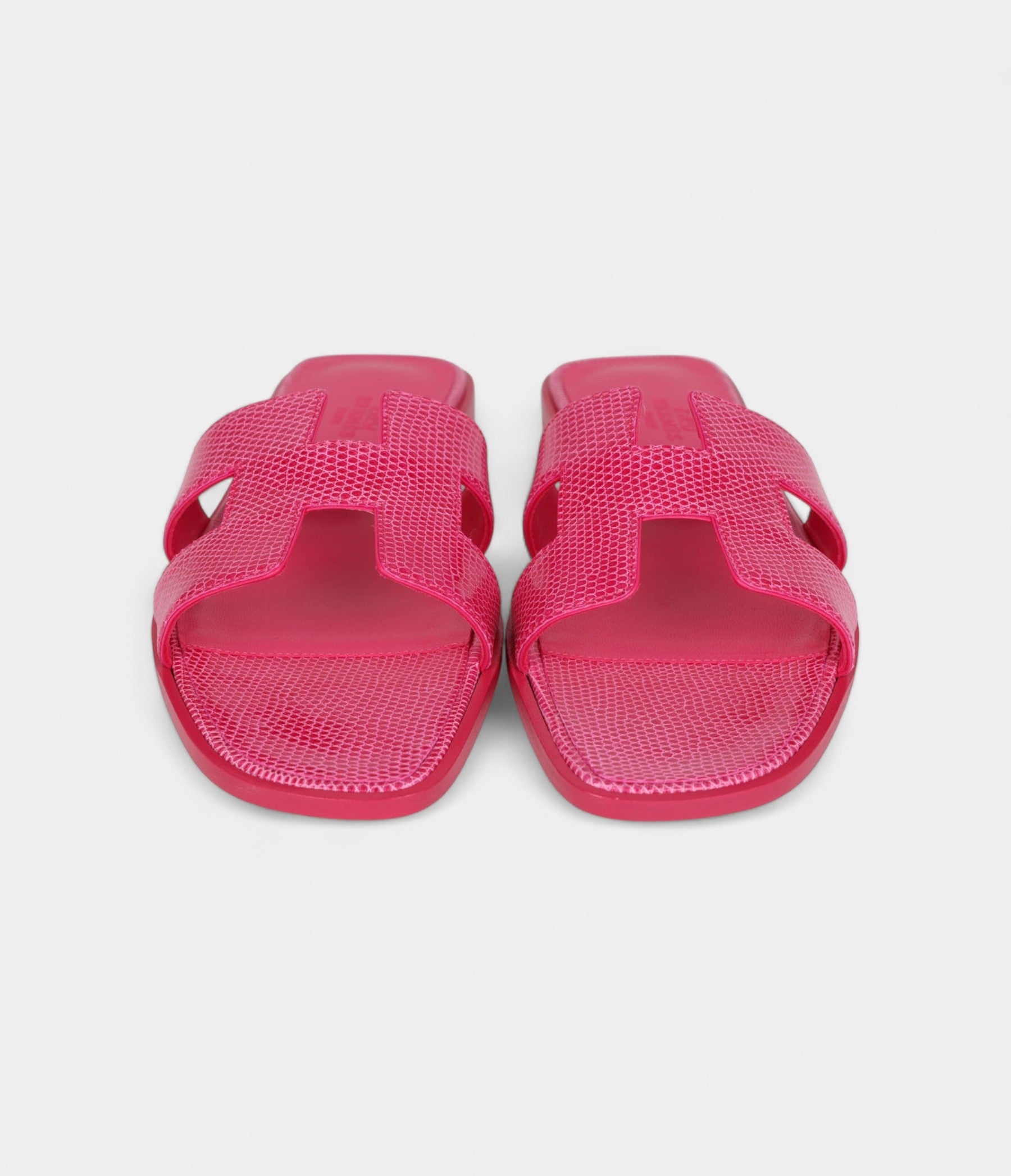 Hermès Oran Sandals Rose Flash Lizard