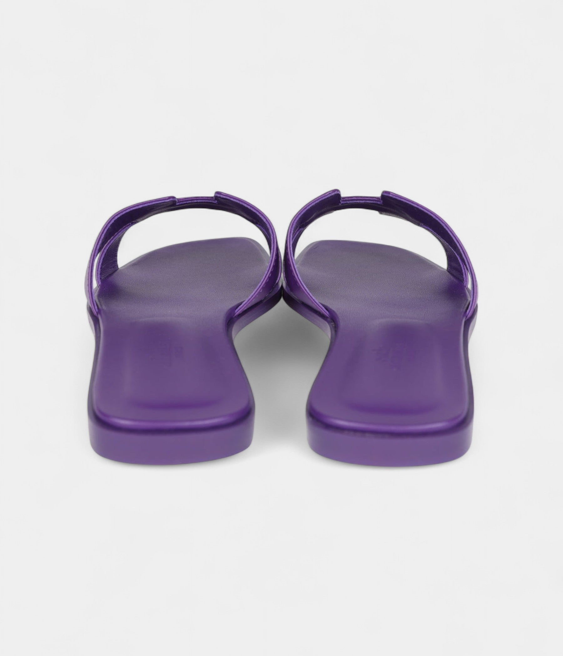 HermesOranSandalsVioletMajoretteCalfskin_5.jpg Hermès Oran Sandals Violet Majorette Calfskin