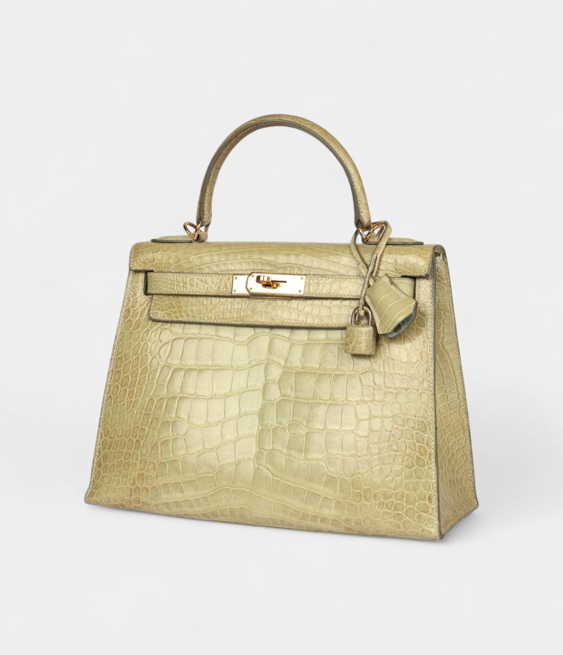 VintageHermesKelly28CeladonNaturaShinyAlligatorGoldHardware_4.jpg Vintage Hermes Kelly 28 Celadon Natura Shiny Alligator Gold Hardware