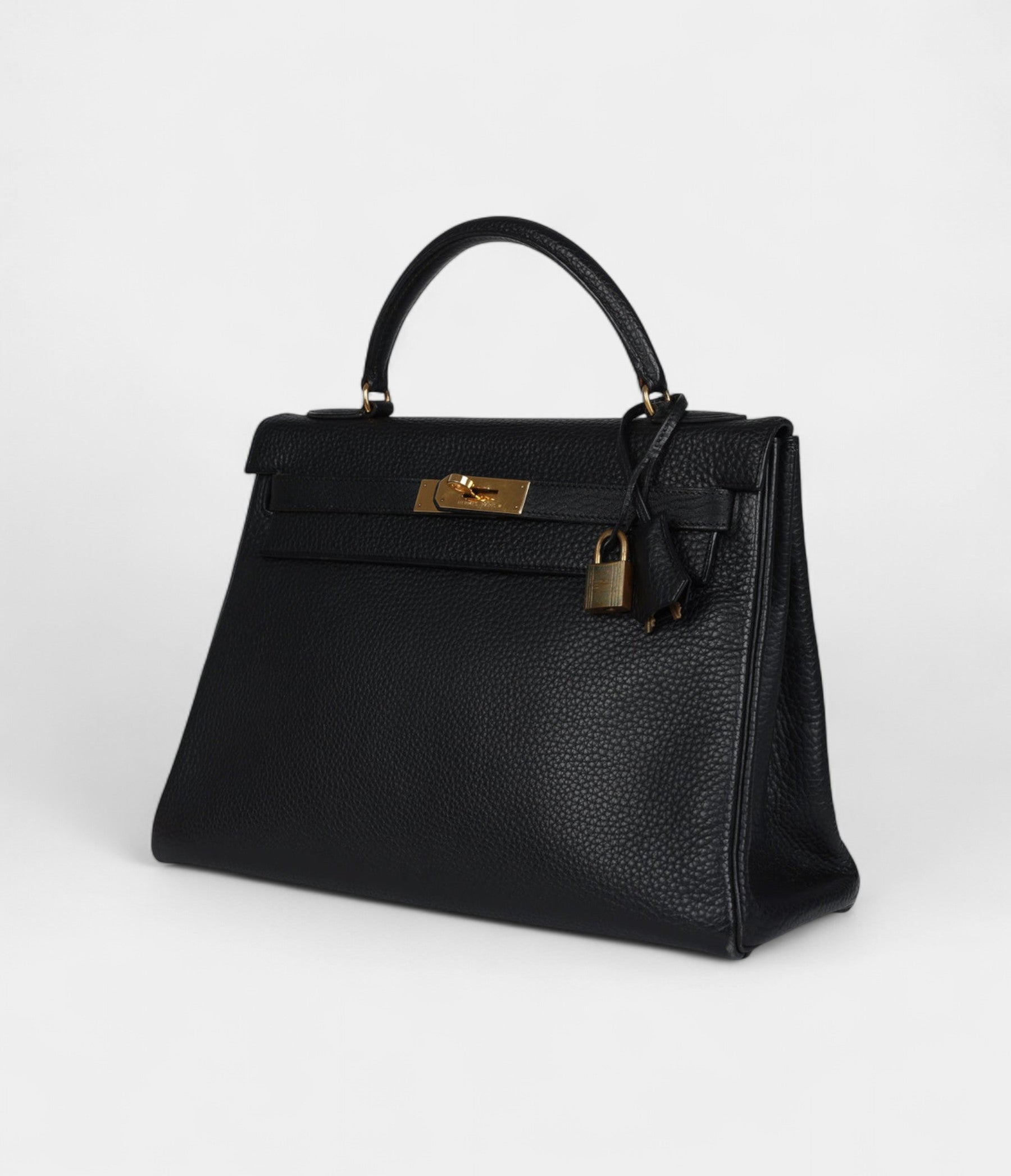 Vintage Hermès Kelly 32 Black Ardennes Gold Hardware