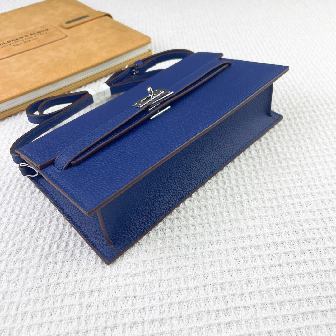 19e808908f3baea9202f229f4a0da942.png The New Hermès Kelly Shoulder Bag-blue