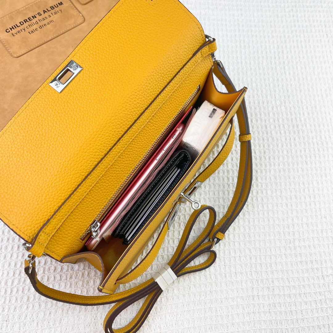 27a4fecf8dbcb031ada3975c0c051c54.png The New Hermès Kelly Shoulder