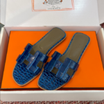 Hermès Oran Sandals for Women In Summer Quick Dry Leather with blue