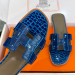Hermès Oran Sandals for Women In Summer Quick Dry Leather with blue
