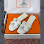 Hermès Oasis Sandals Calfskin Beige Clay