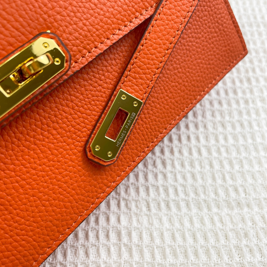83e4cbe521f7ab729663e3b6ff793010.png The New Hermès Kelly Shoulder Bag-orange color