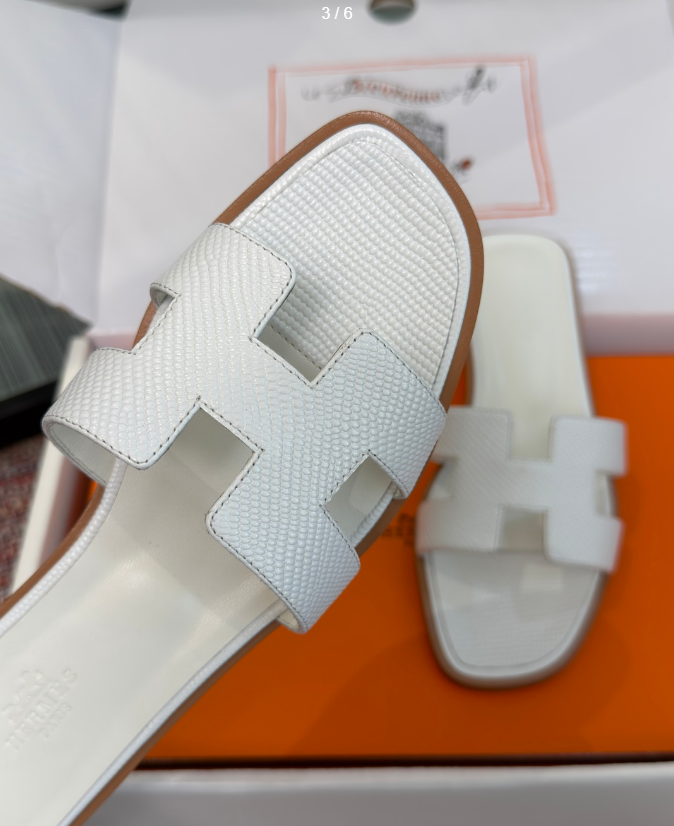 Hermès Oasis Sandals Calfskin Beige Clay