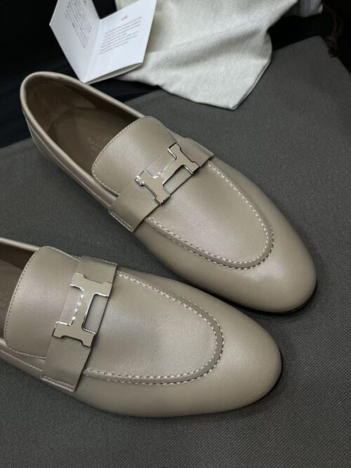 Hermès Paris Loafer Beige Camel