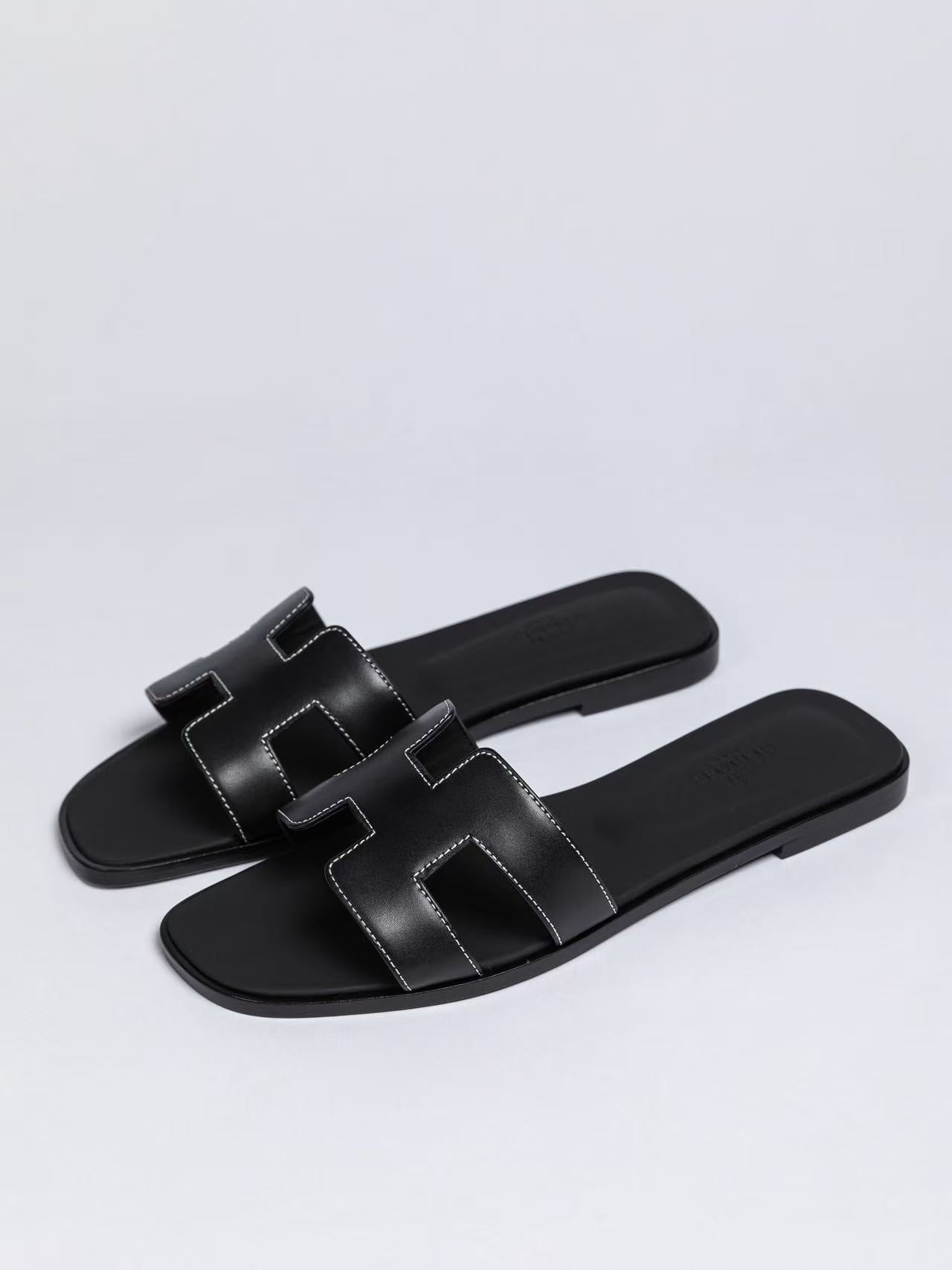 9fbecbf5df4381a8d99e08be267aaa21.jpg Hermès Oran Sandals for Women In Summer Leather