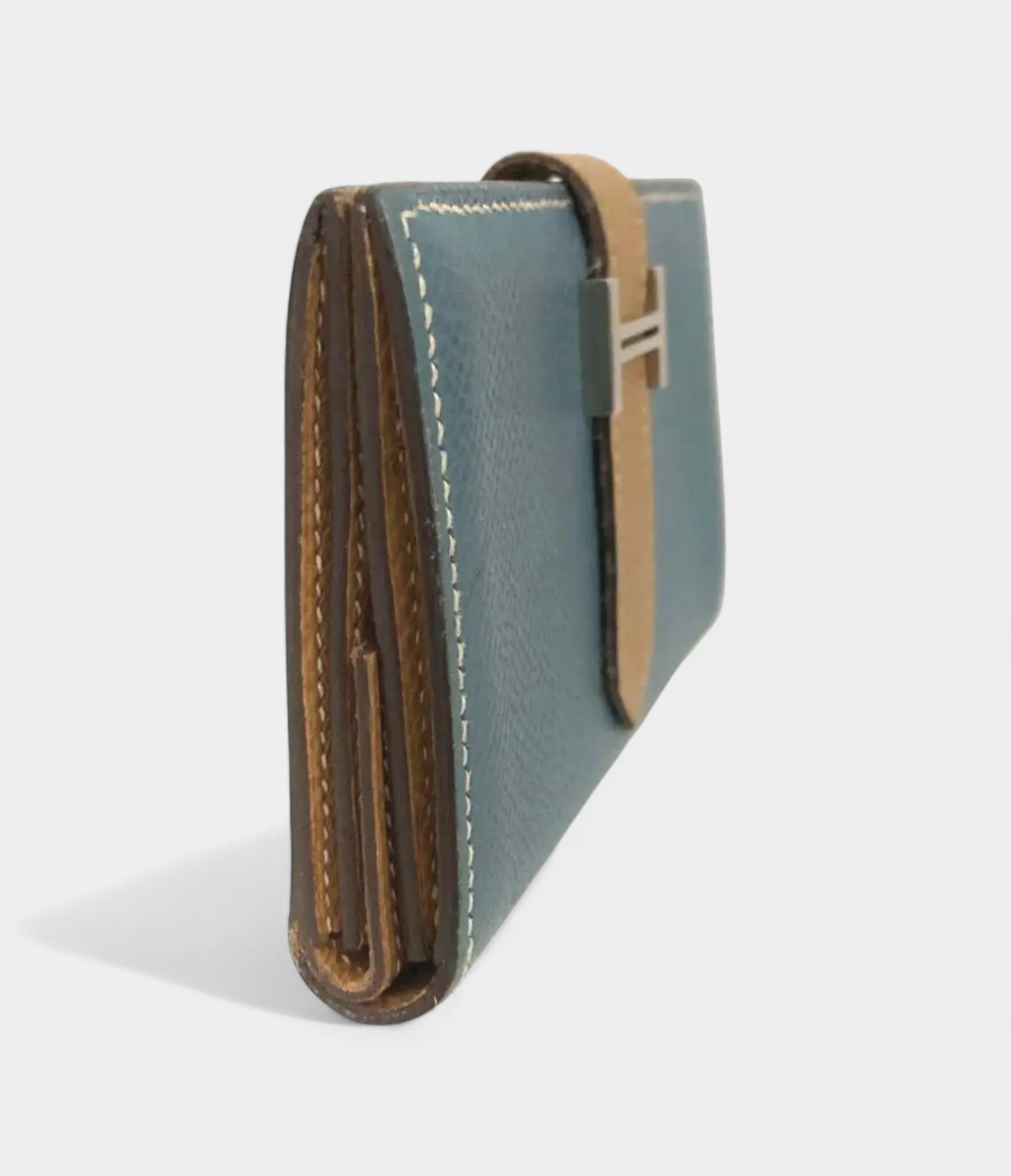 Hermès Béarn Leather Wallet Classic Elegance in a Slim Silhouette