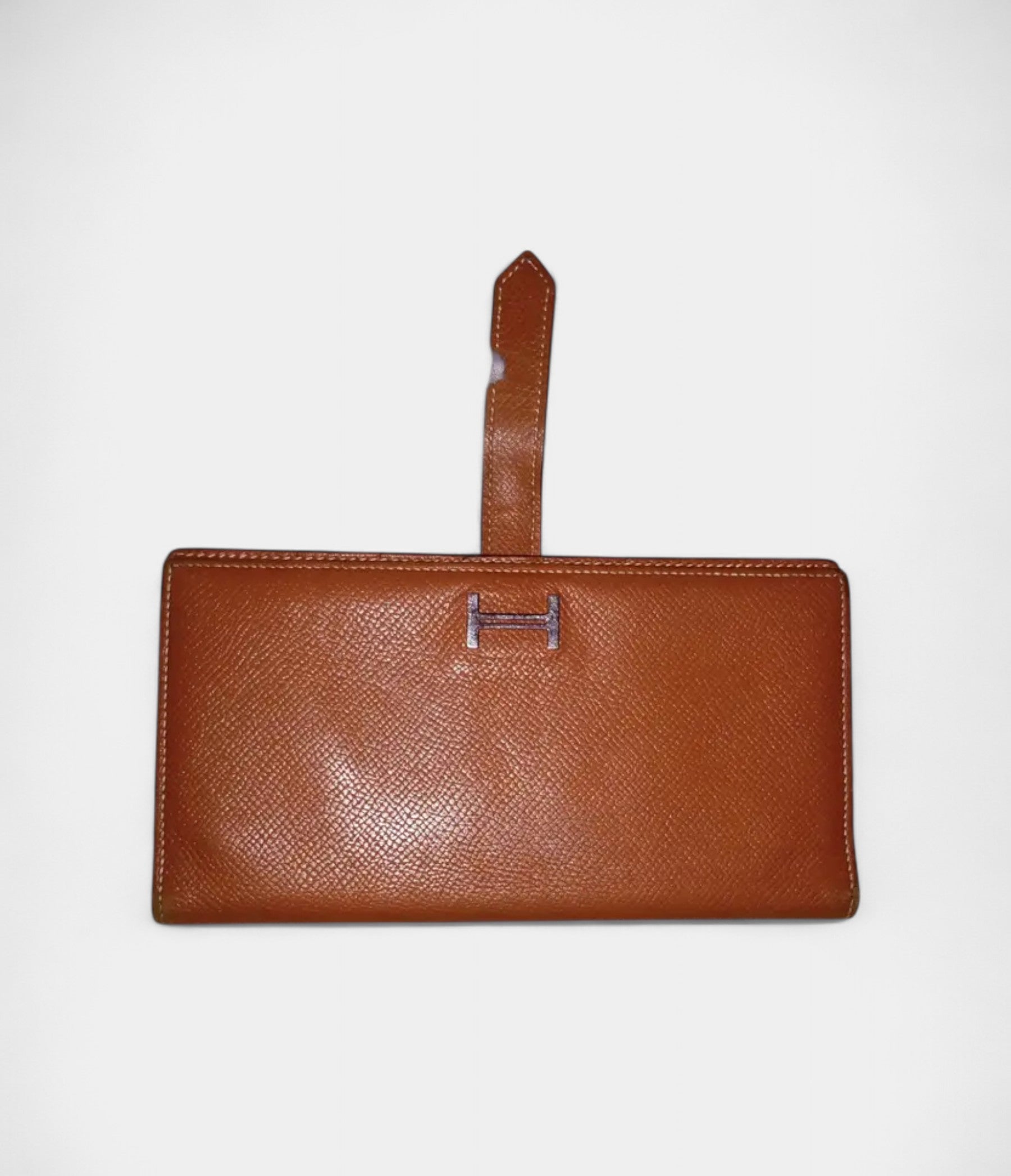 HermesBearnLeatherWalletInBrownClassicEleganceAndFunctionality_4.jpg Hermès Béarn Leather Wallet In Brown Classic Elegance And Functionality