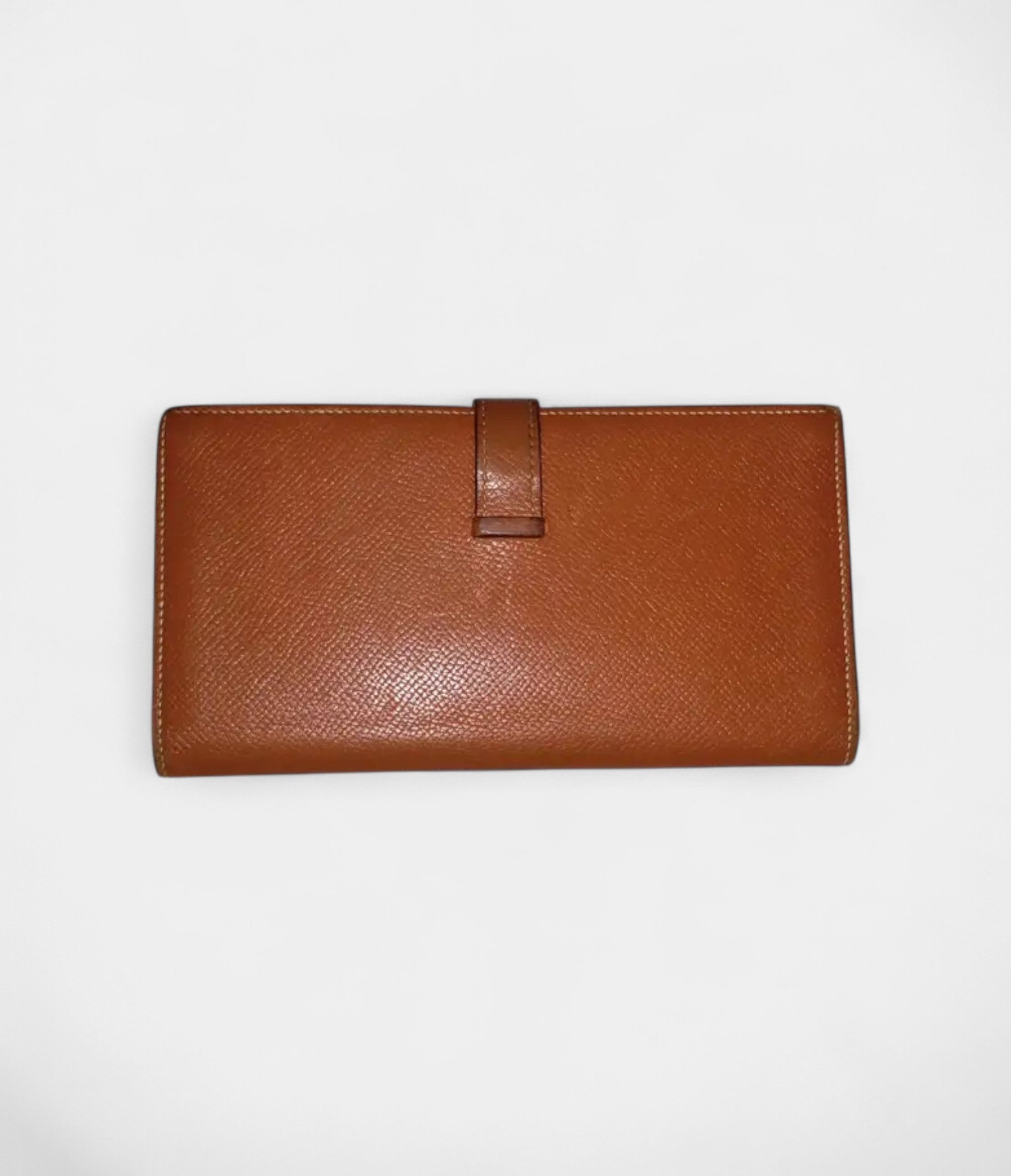 HermesBearnLeatherWalletInBrownClassicEleganceAndFunctionality_5.jpg Hermès Béarn Leather Wallet In Brown Classic Elegance And Functionality