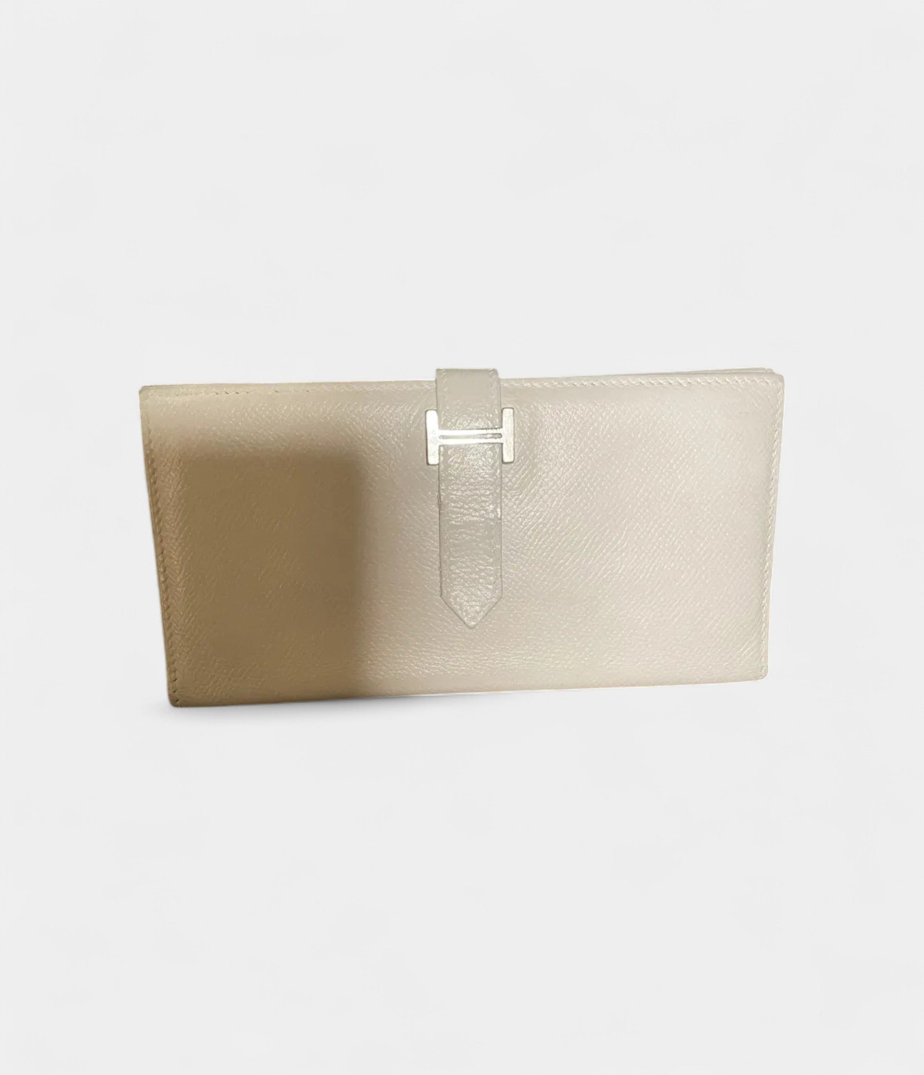 Hermès Béarn Leather Wallet In White Timeless Statement Of Elegance