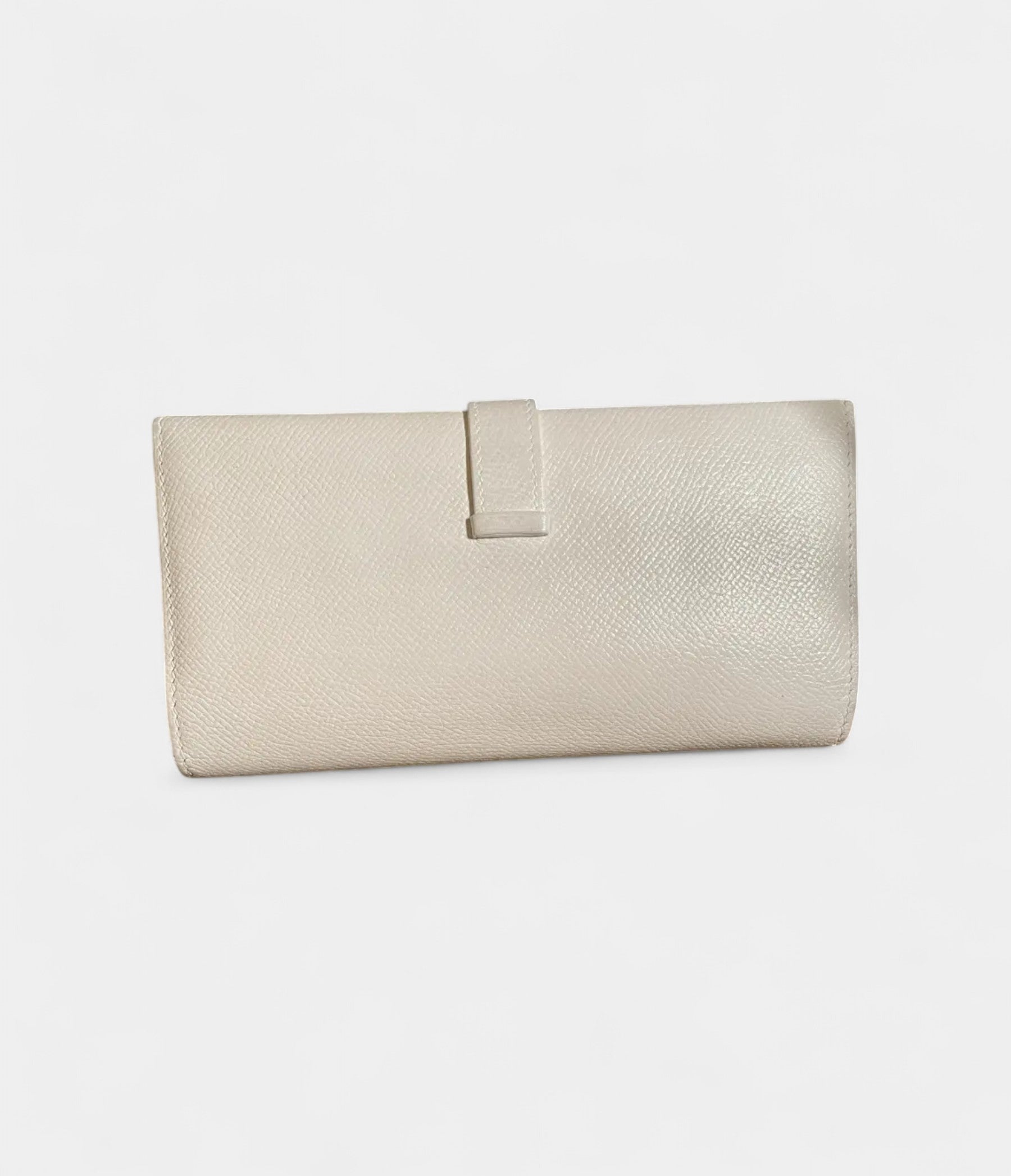 HermesBearnLeatherWalletInWhiteTimelessStatementOfElegance_5.jpg Hermès Béarn Leather Wallet In White Timeless Statement Of Elegance