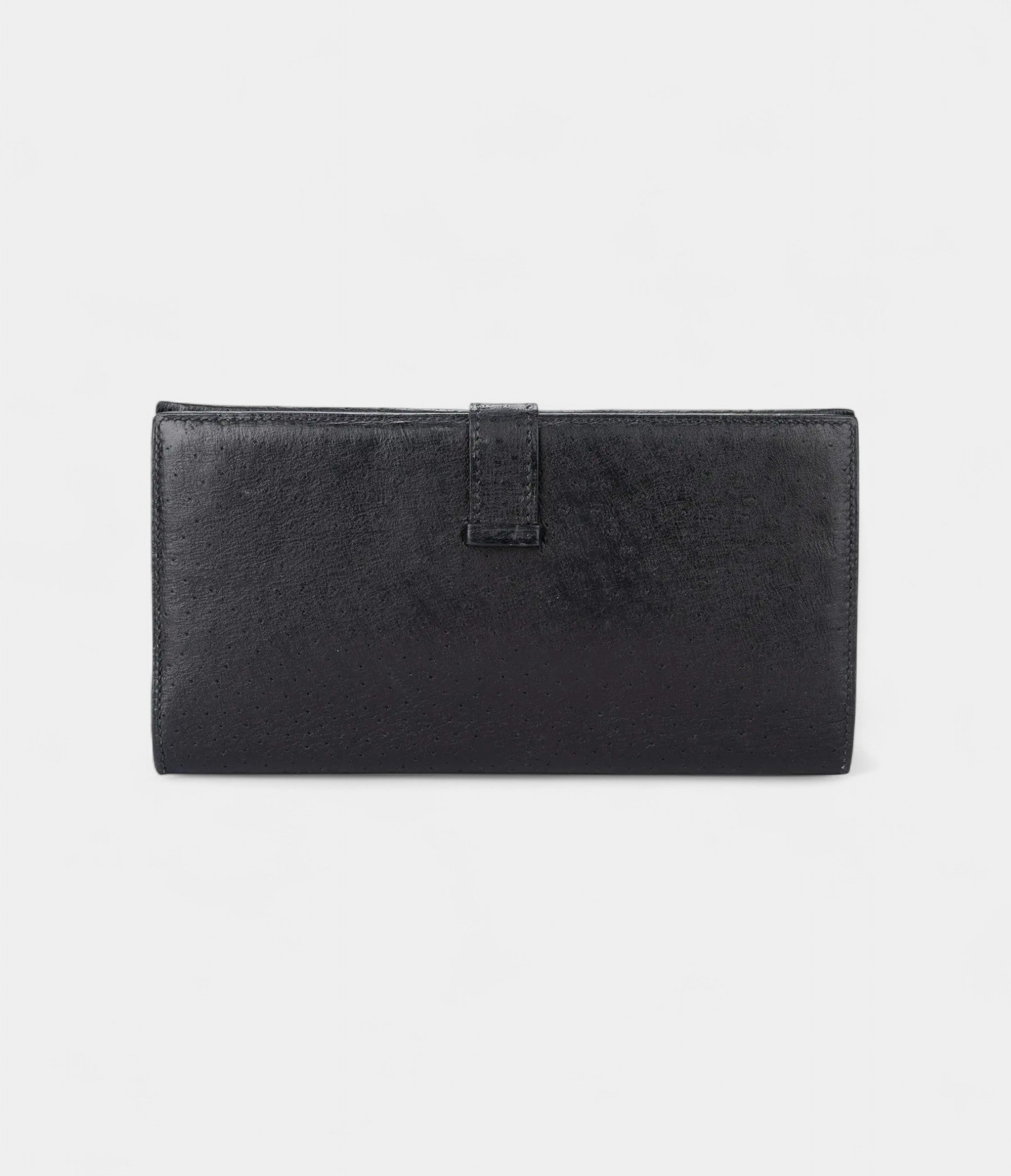 HermesBearnLeatherWalletinBlackClassicEleganceEveryDetail_3.jpg Hermès Béarn Leather Wallet in Black Classic Elegance Every Detail