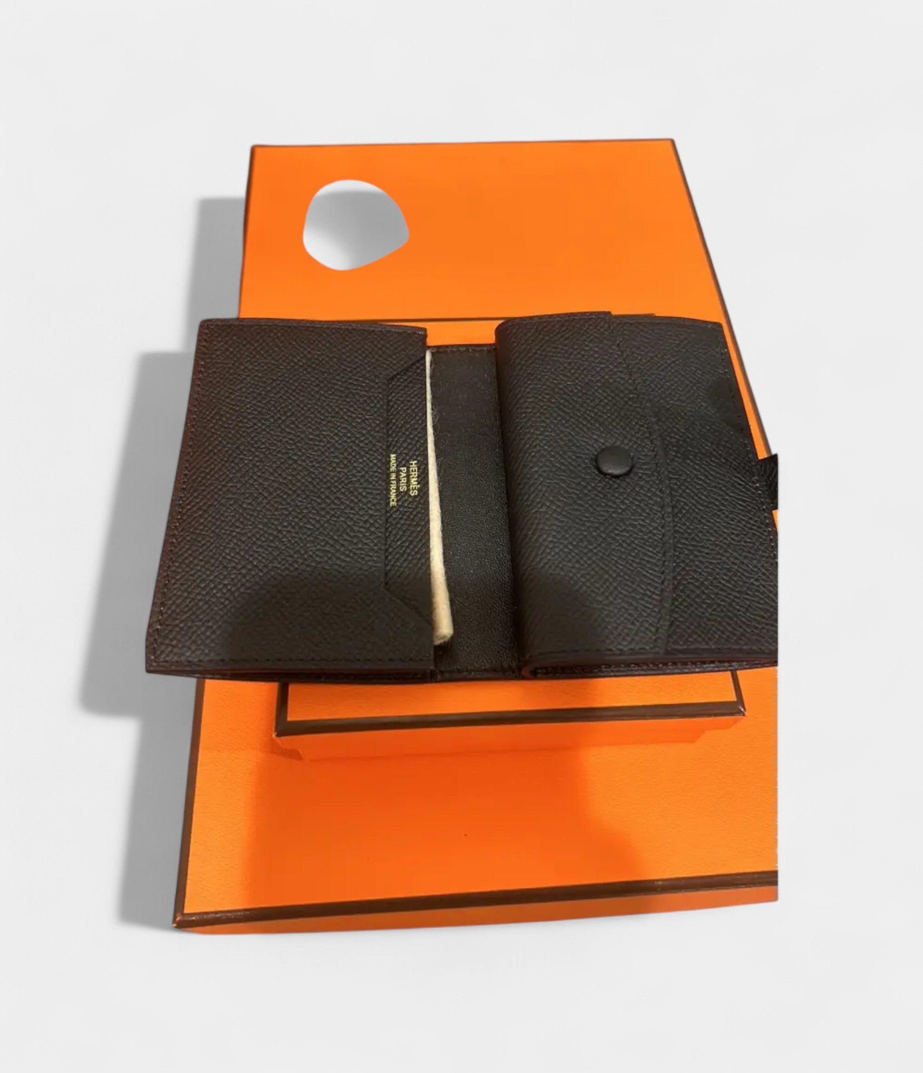 HermesBearnLeatherWalletinBlackPureElegancemTimelessDesign_4.jpg Hermès Béarn Leather Wallet in Black Pure Elegancem Timeless Design