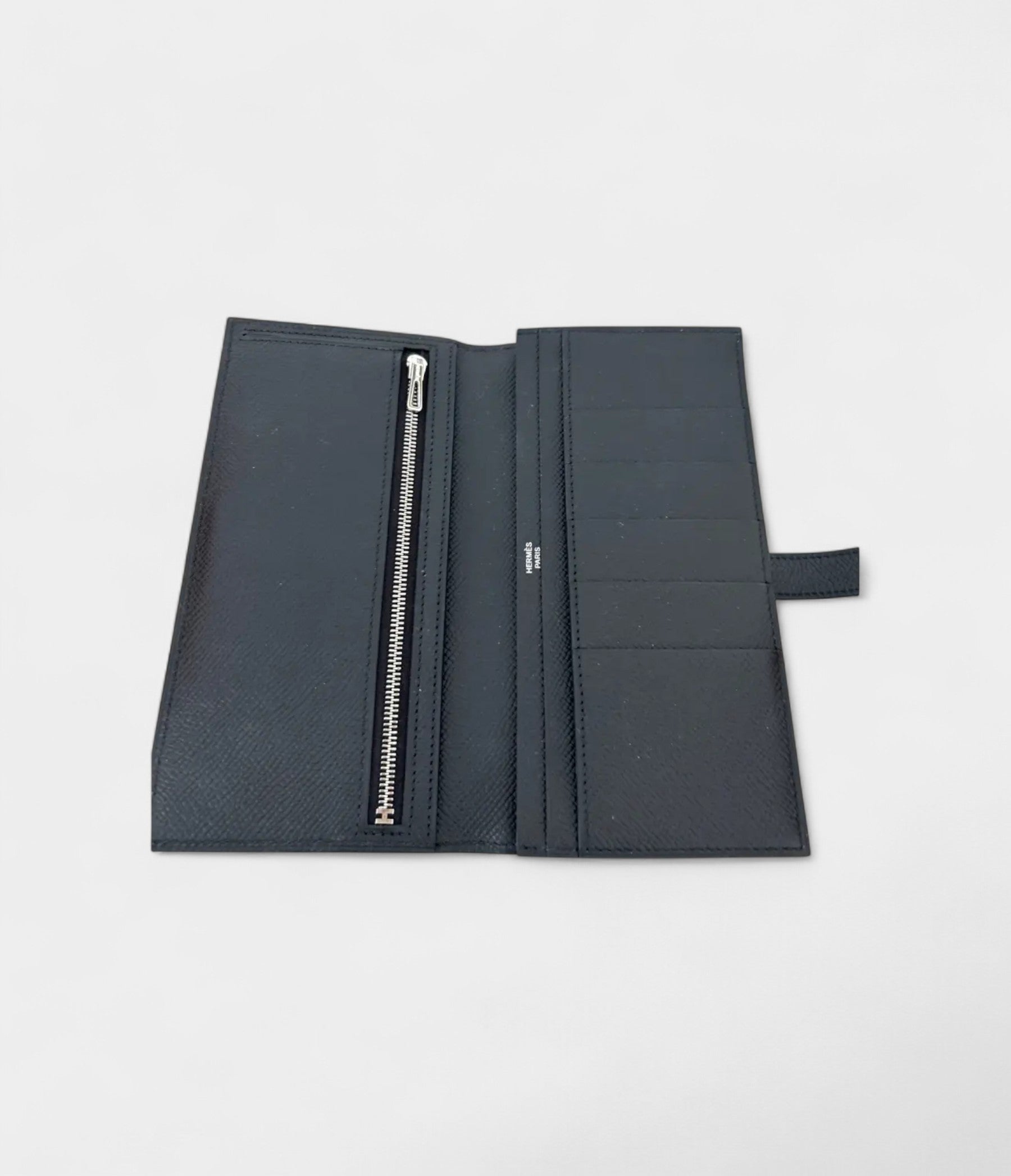 Hermès Béarn Leather Wallet in Black Timeless Sophistication with Iconic Detail
